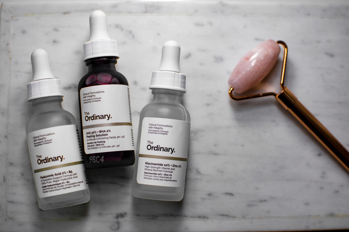 Aceites faciales nutritivos de origen natural